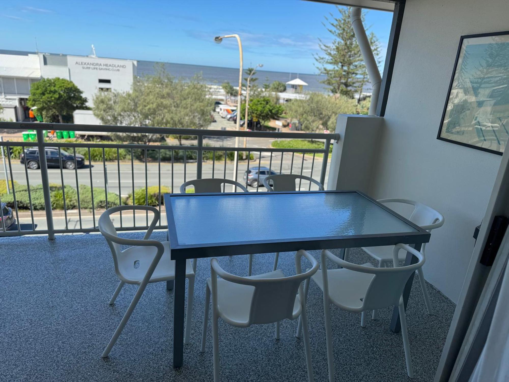 Ocean View - Alexandra Headlands Beachfront Unit Kültér fotó