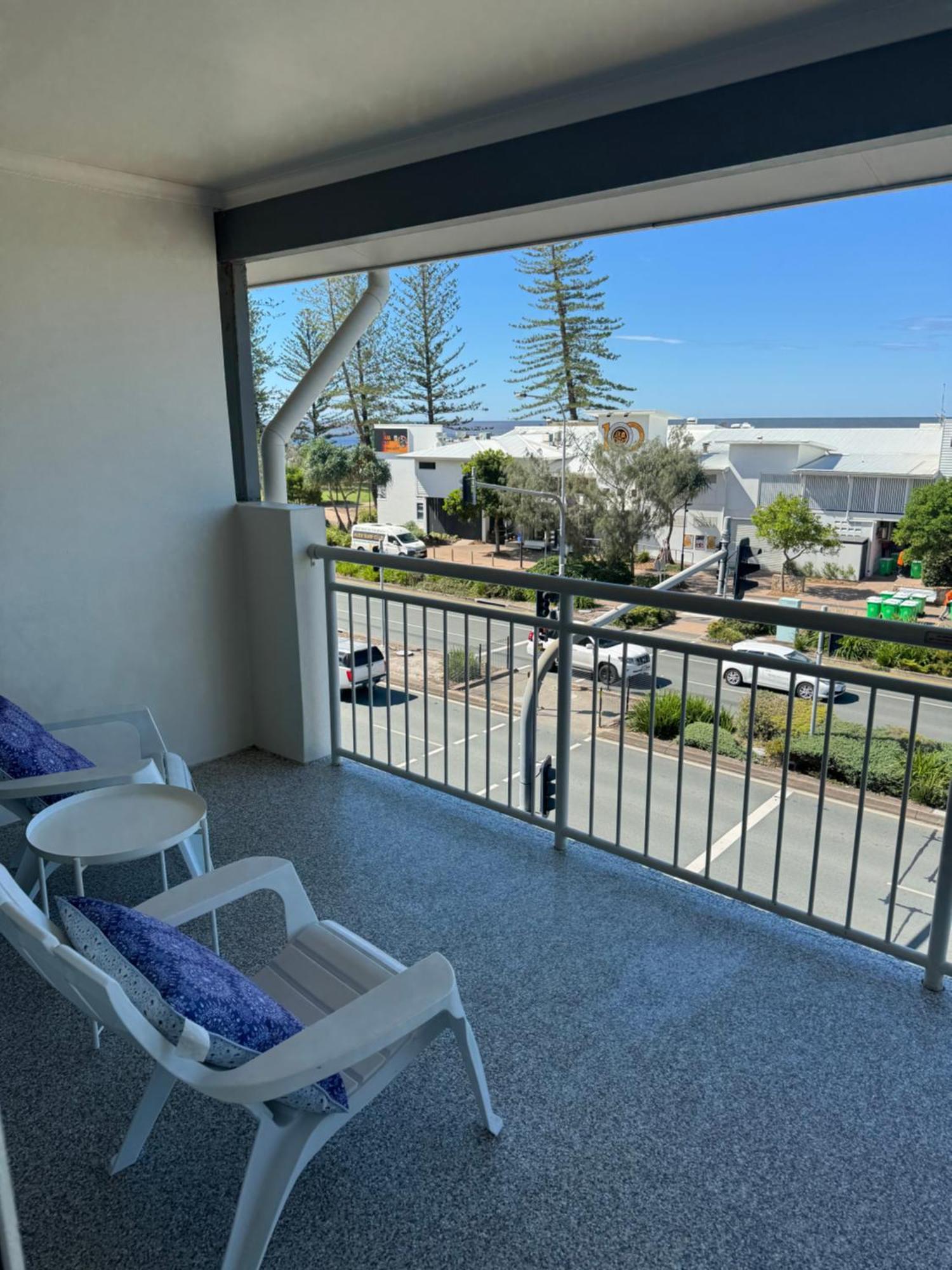 Ocean View - Alexandra Headlands Beachfront Unit Kültér fotó